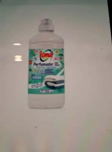 parfumeur de vêtements